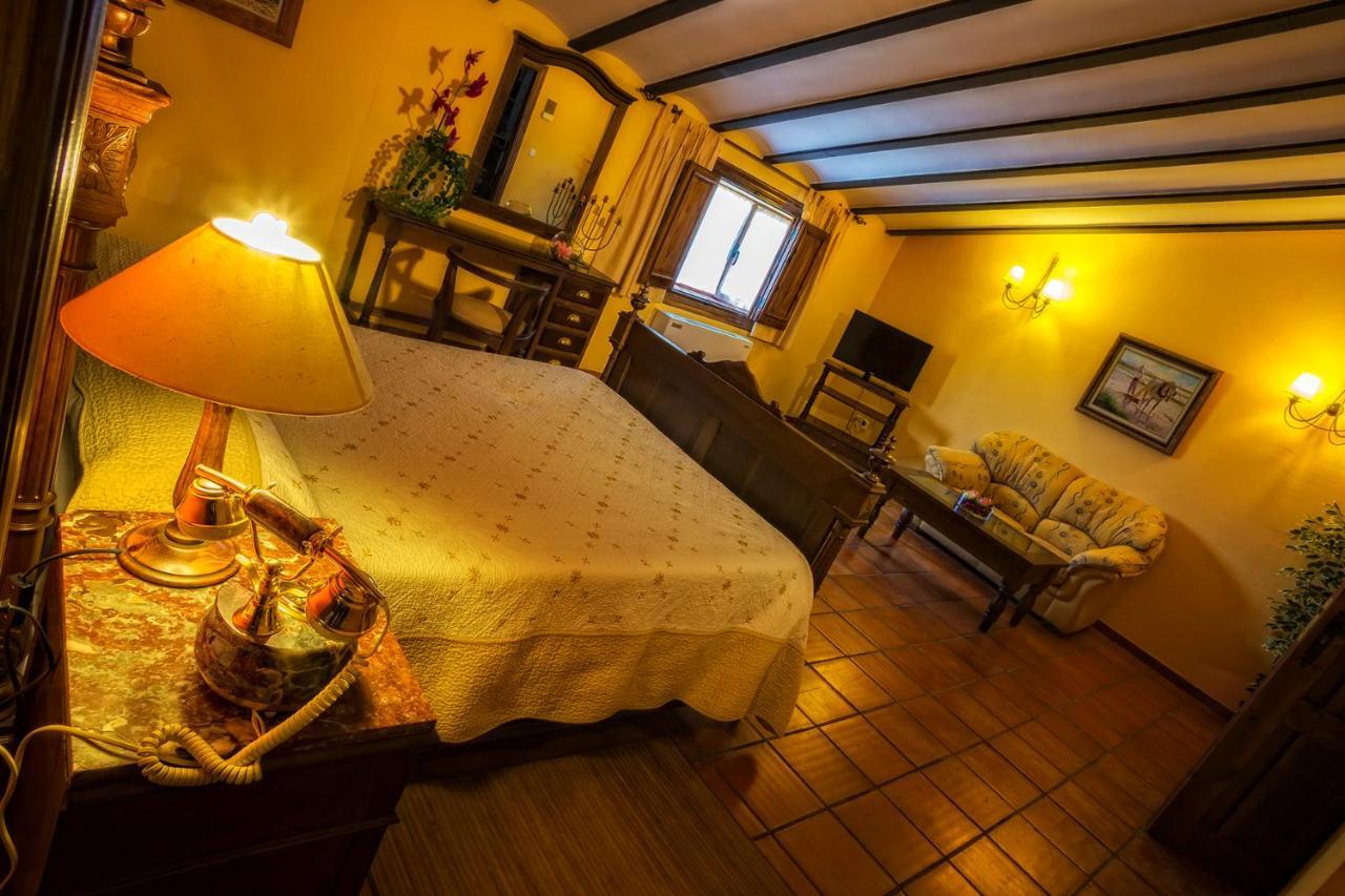 Hotel Bodega La Venta Casas De Los Pinos Екстериор снимка