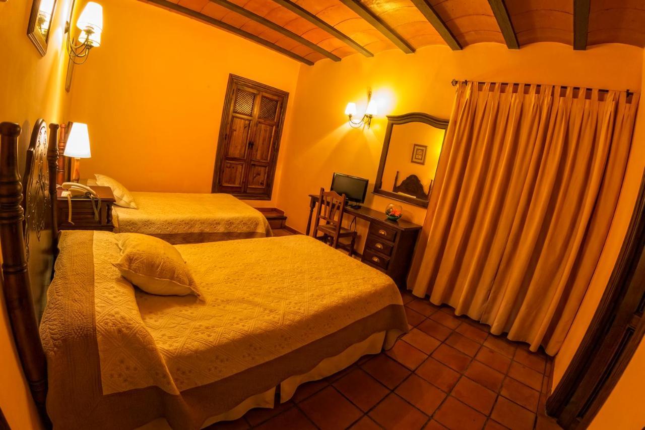 Hotel Bodega La Venta Casas De Los Pinos Екстериор снимка